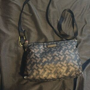 Tommy Hilfiger double crossbody